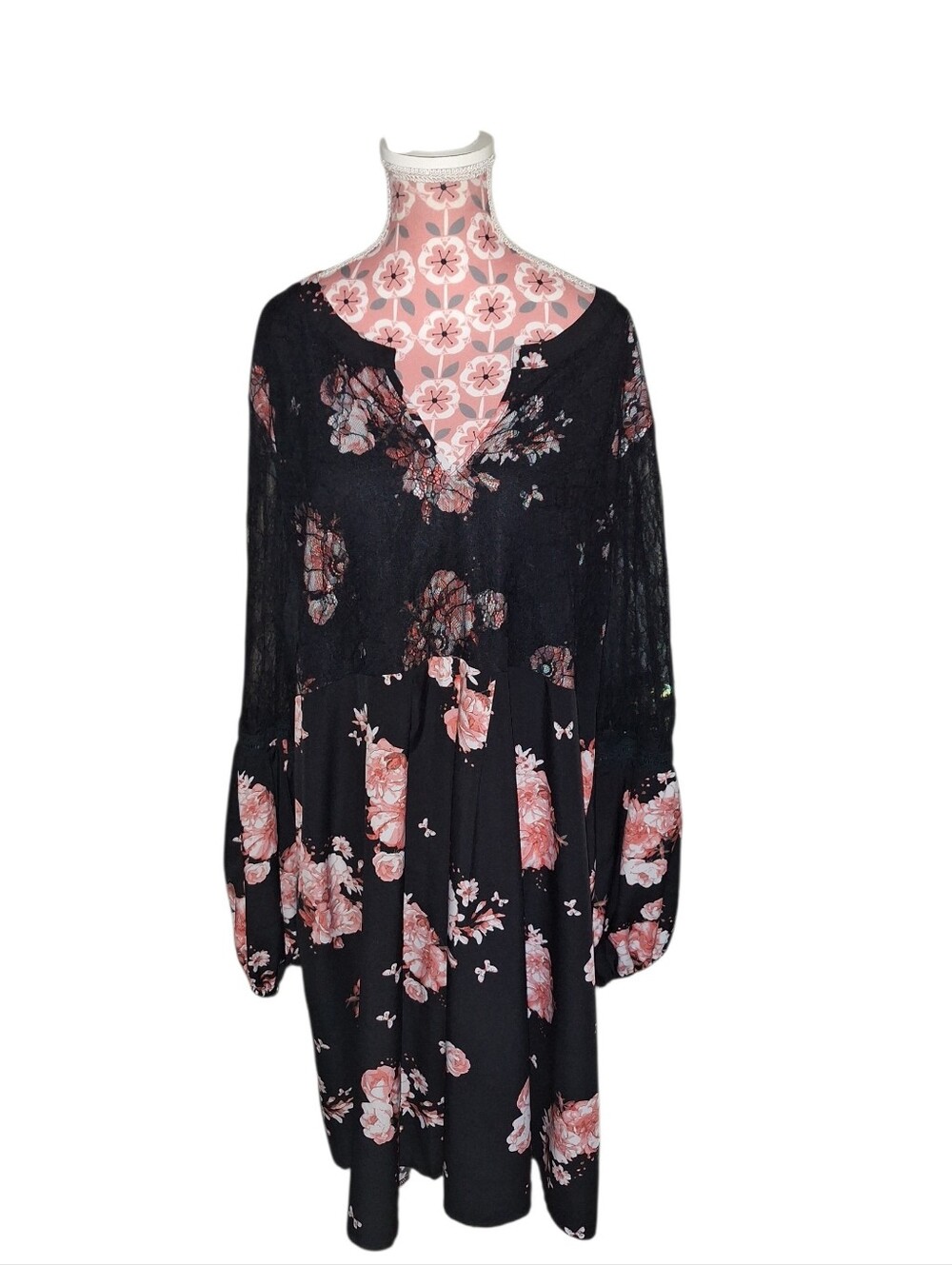 Suzanne Betro Black and Pink Floral Midi Dress